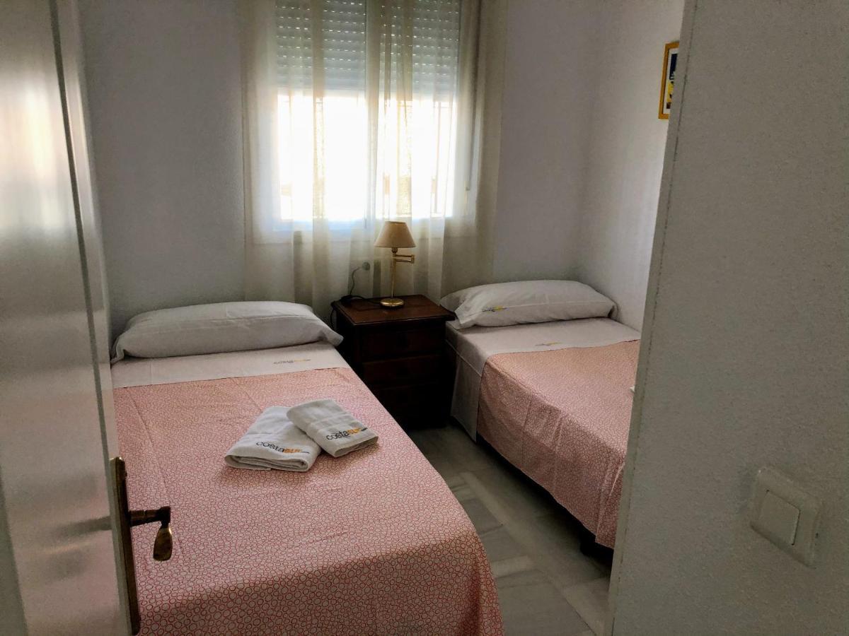 Apartamento Zinna Chiclana de la Frontera Buitenkant foto