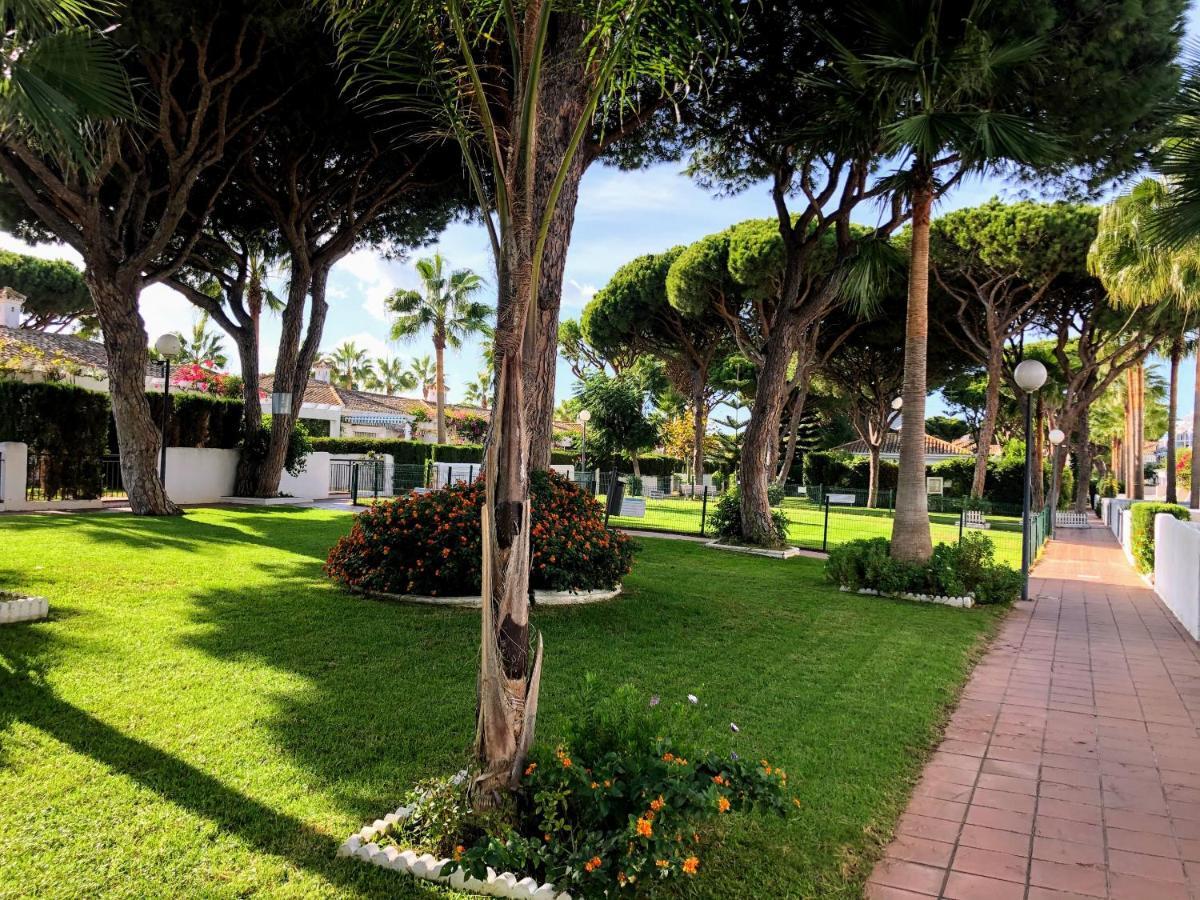 Apartamento Zinna Chiclana de la Frontera Buitenkant foto