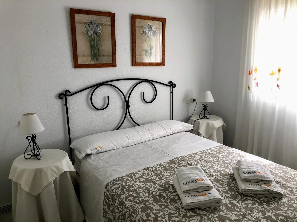 Apartamento Zinna Chiclana de la Frontera Buitenkant foto